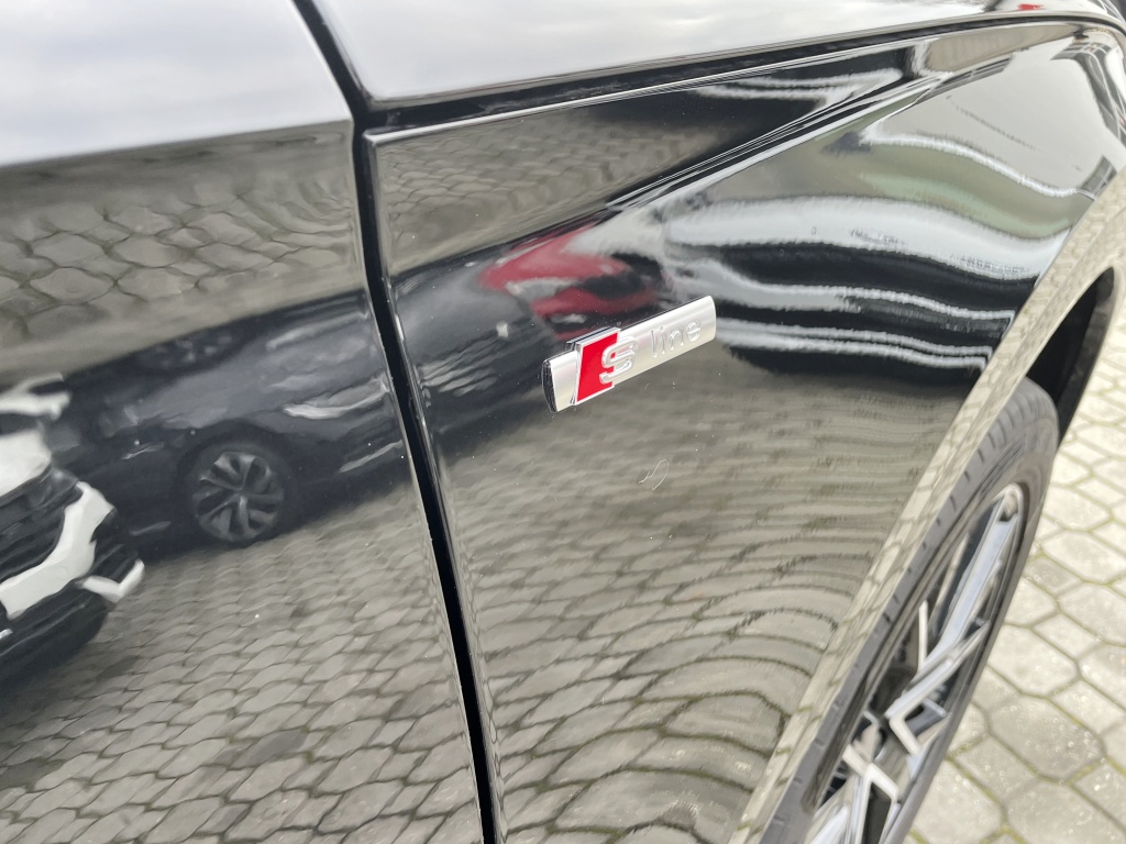 Audi Q5 S-line 40 TDI S-tronic Quattro