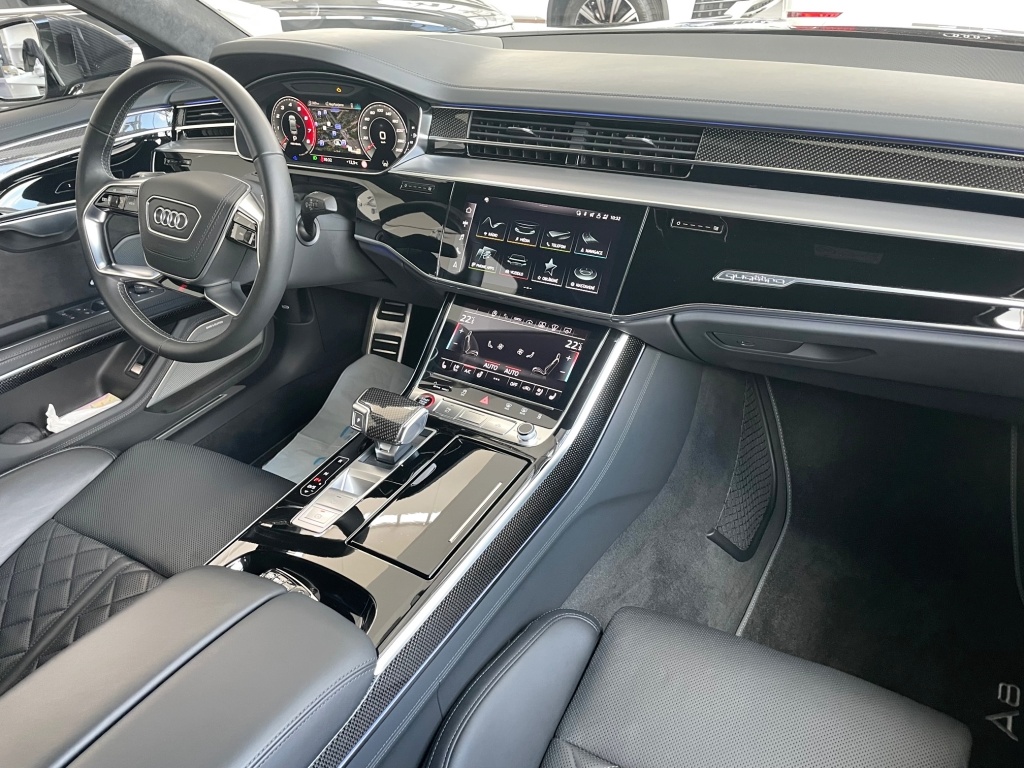 Audi S8 4,0 TFSI 420 kW Quattro